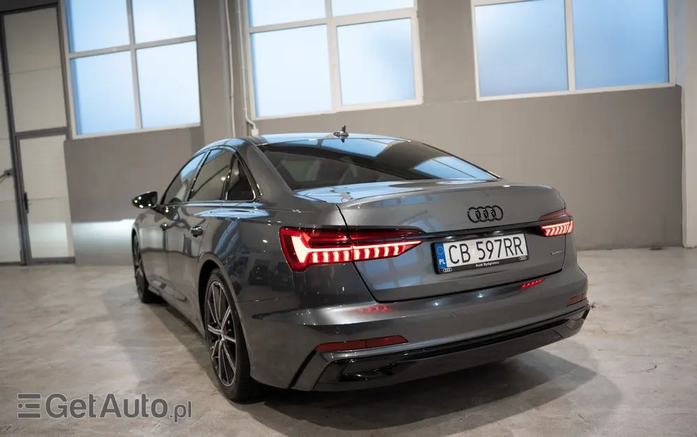 AUDI A6 Limousine 