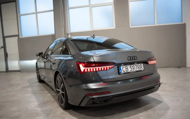 AUDI A6 Limousine 