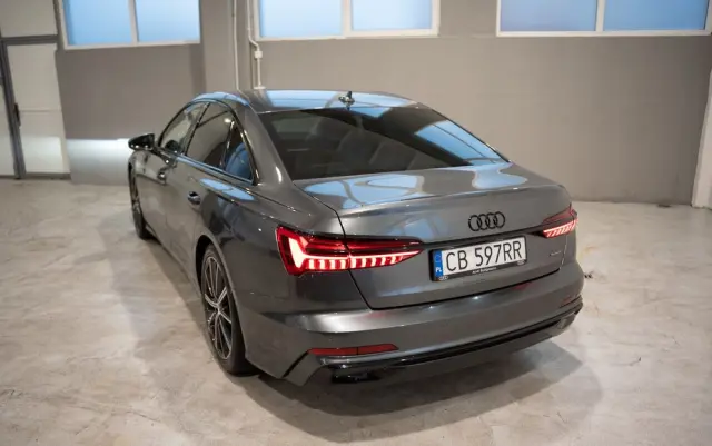 AUDI A6 Limousine 