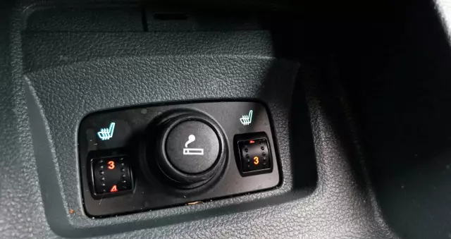 FORD C-MAX 1.6 TDCi Titanium