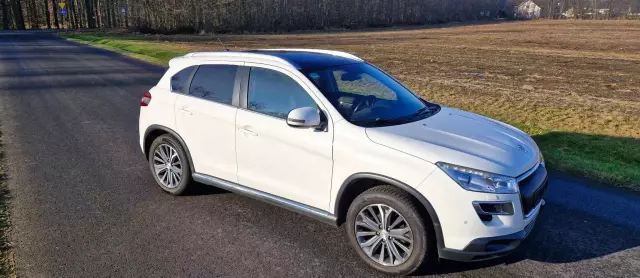 PEUGEOT 4008 HDI FAP 150 Stop & Start Allure