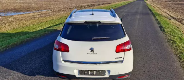 PEUGEOT 4008 HDI FAP 150 Stop & Start Allure