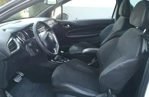 CITROEN DS3 