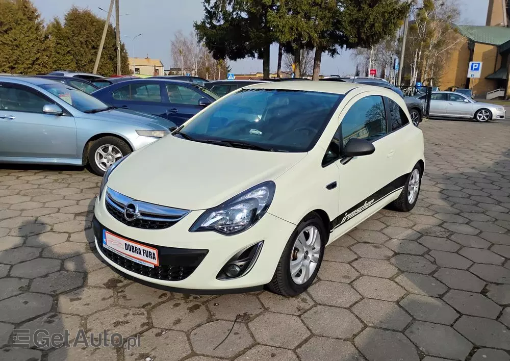 OPEL Corsa 1.4 16V Color Edition