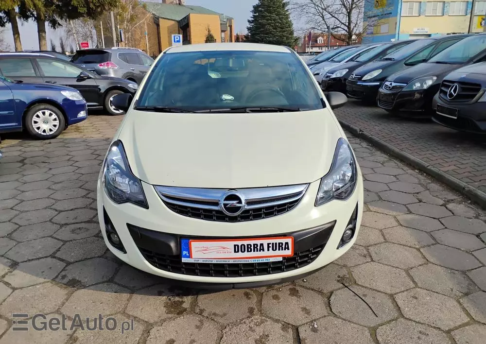 OPEL Corsa 1.4 16V Color Edition