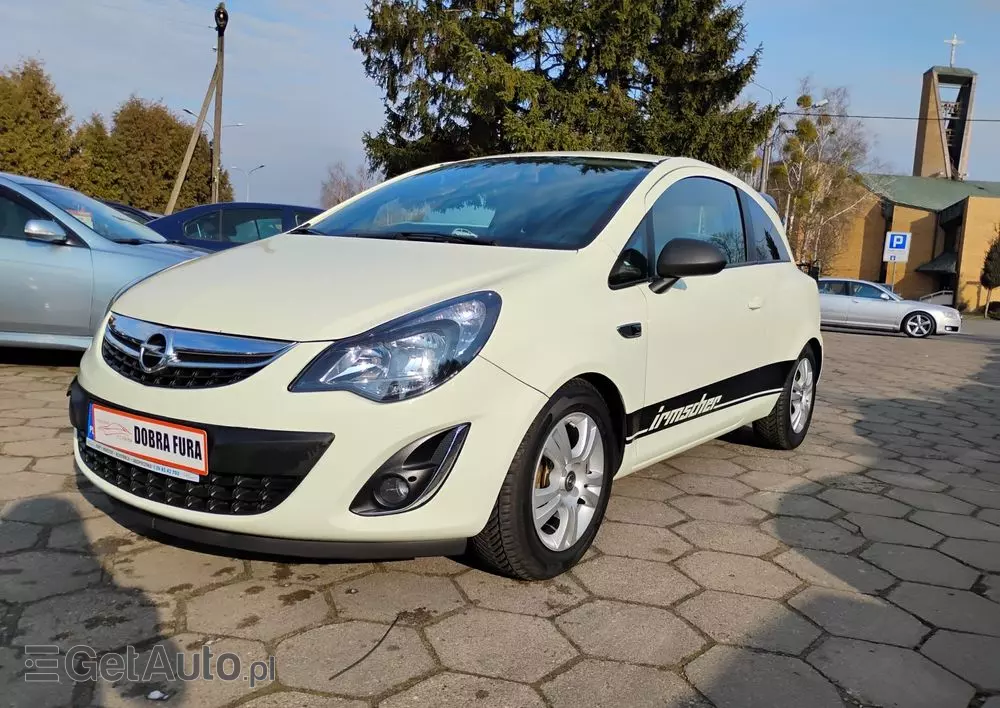 OPEL Corsa 1.4 16V Color Edition