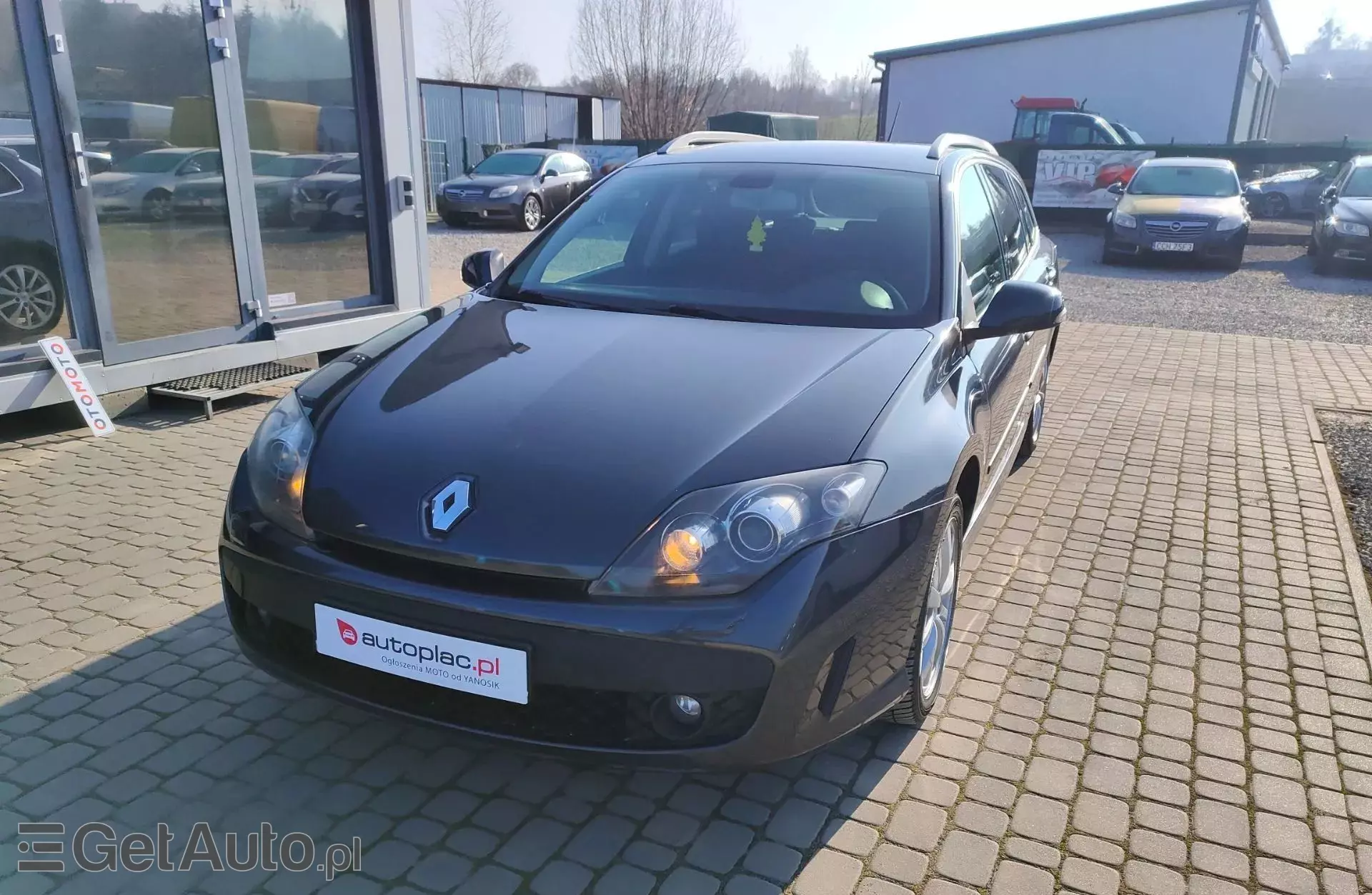 RENAULT Laguna 2.0 16V (140 KM)
