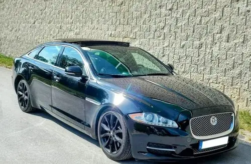 JAGUAR XJ 