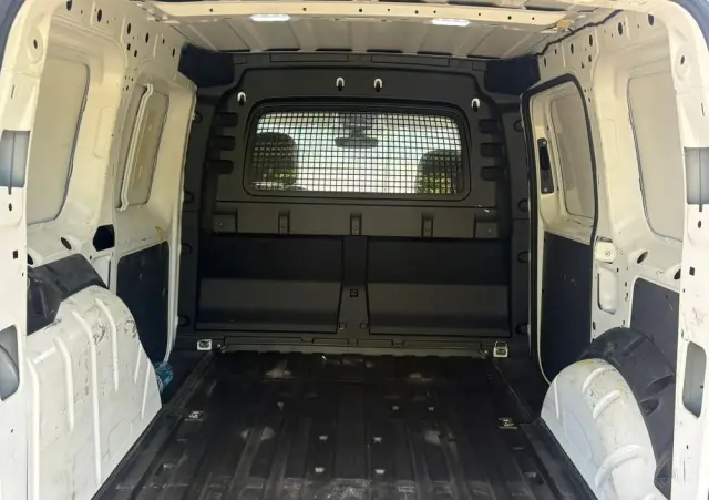 VOLKSWAGEN Caddy 2.0 TDI