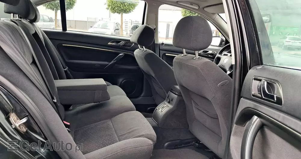 SKODA Superb 1.8 Turbo Tiptronic Elegance