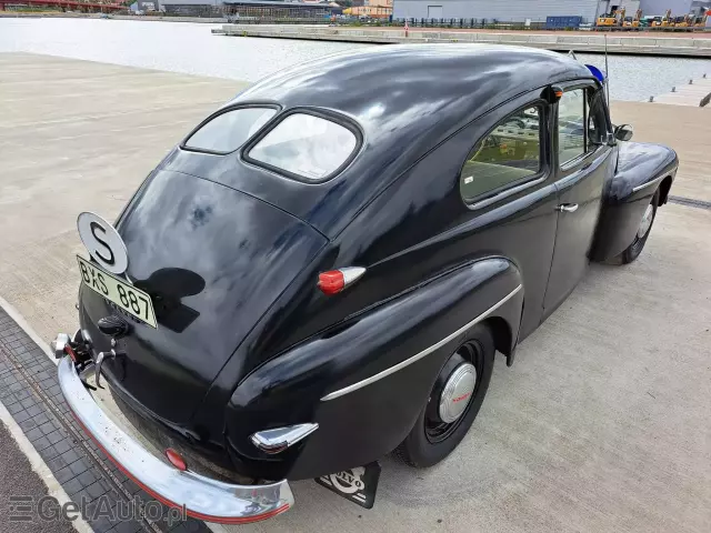 VOLVO PV444 
