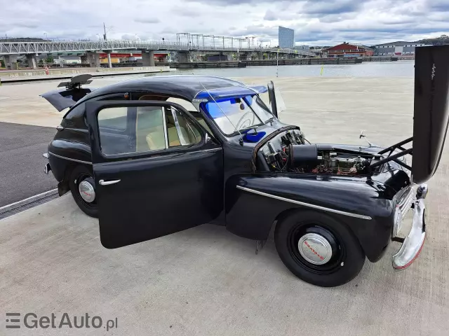 VOLVO PV444 