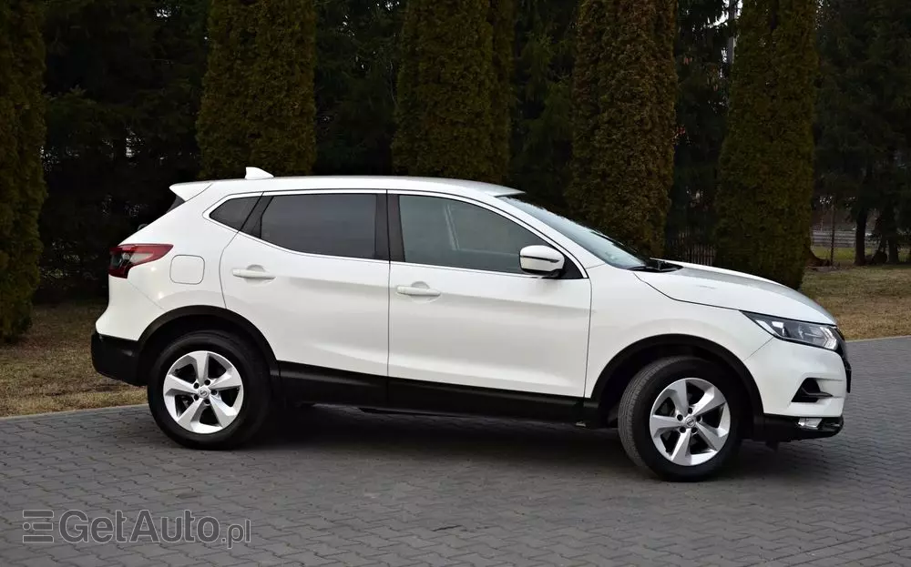 NISSAN Qashqai 1.3 DIG-T DCT TEKNA