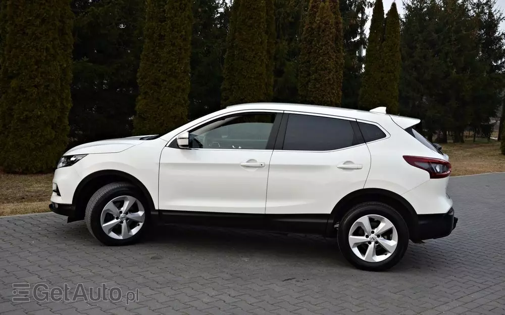 NISSAN Qashqai 1.3 DIG-T DCT TEKNA