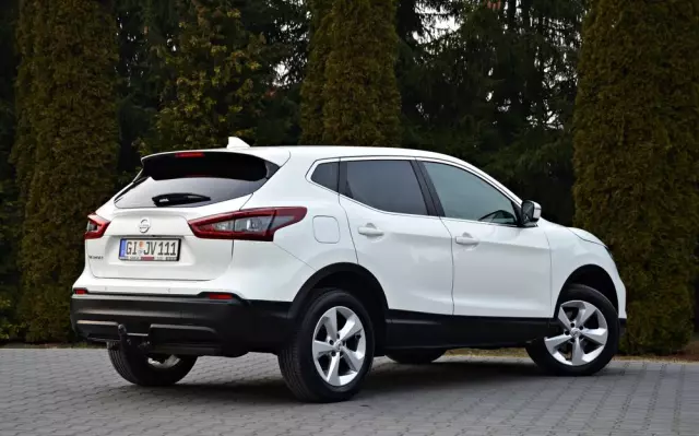 NISSAN Qashqai 1.3 DIG-T DCT TEKNA