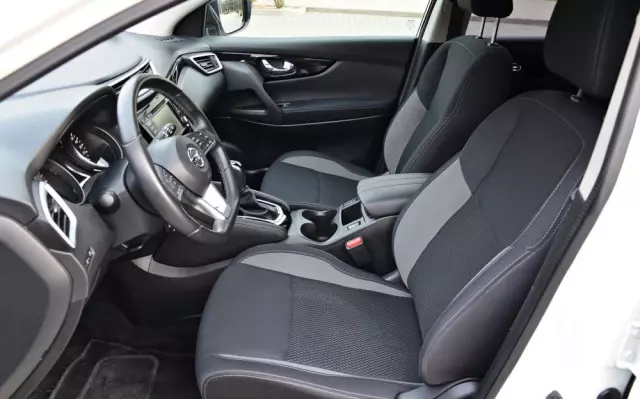 NISSAN Qashqai 1.3 DIG-T DCT TEKNA