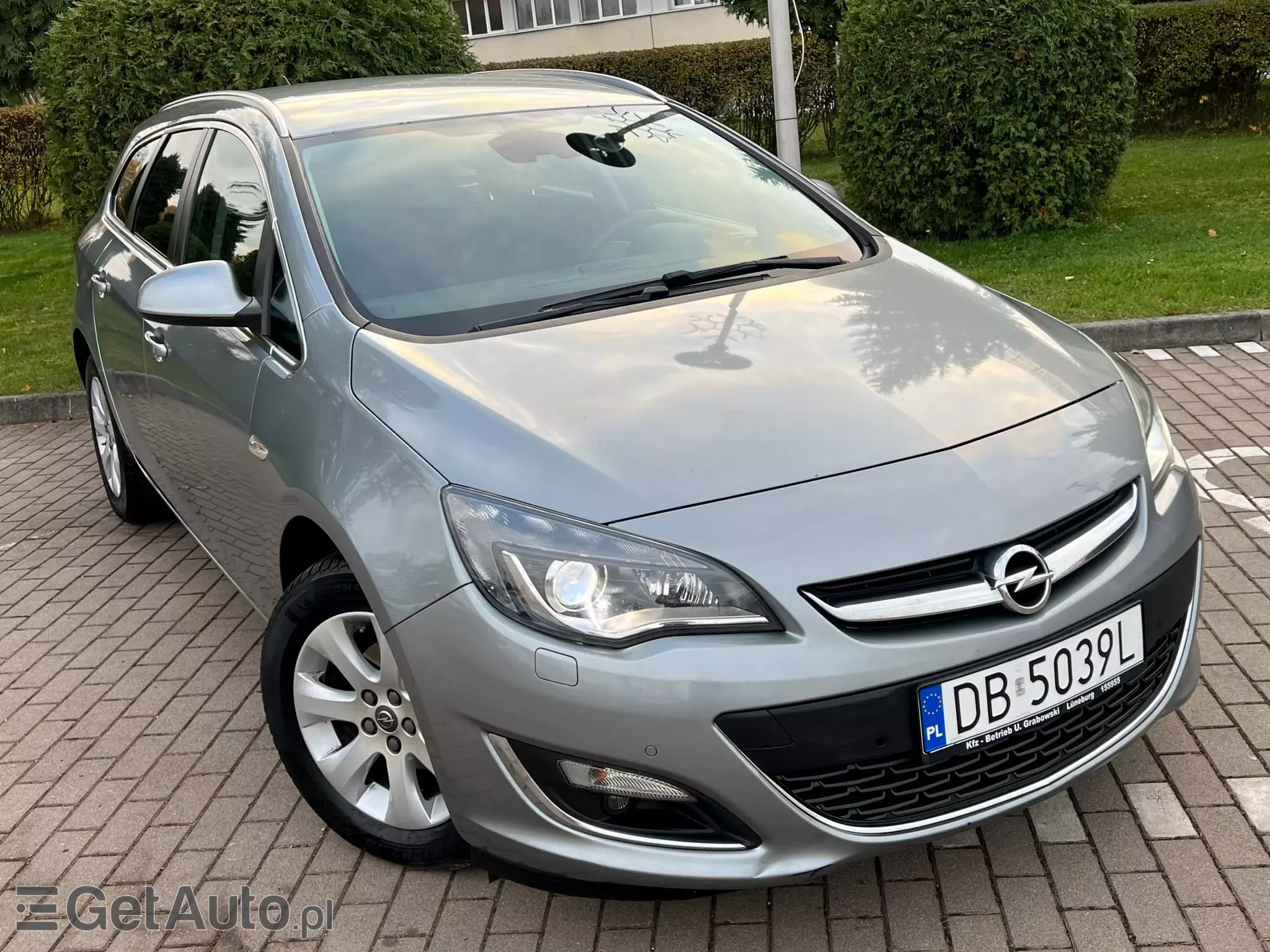 OPEL Astra Cosmo Aut.