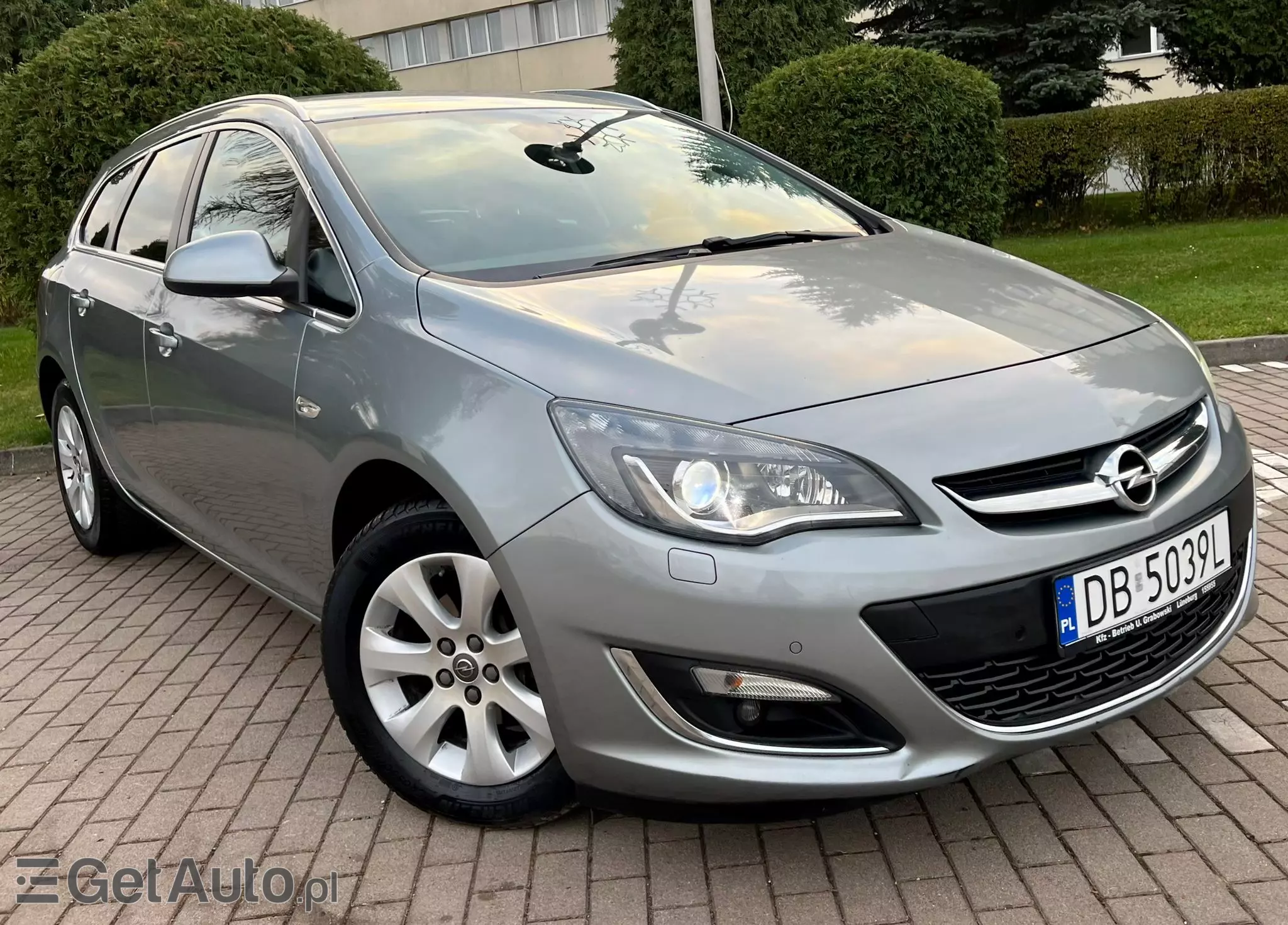 OPEL Astra Cosmo Aut.