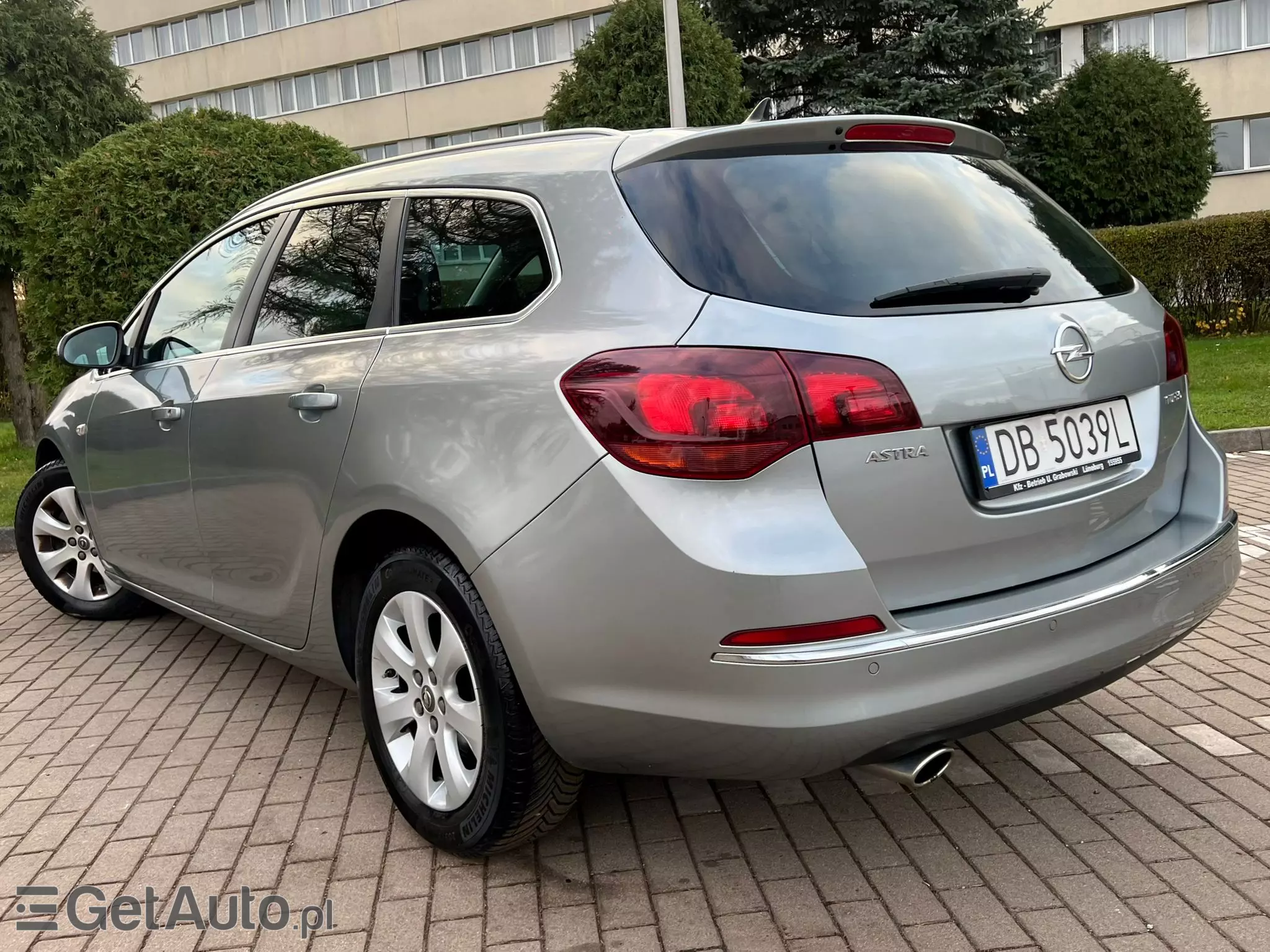 OPEL Astra Cosmo Aut.
