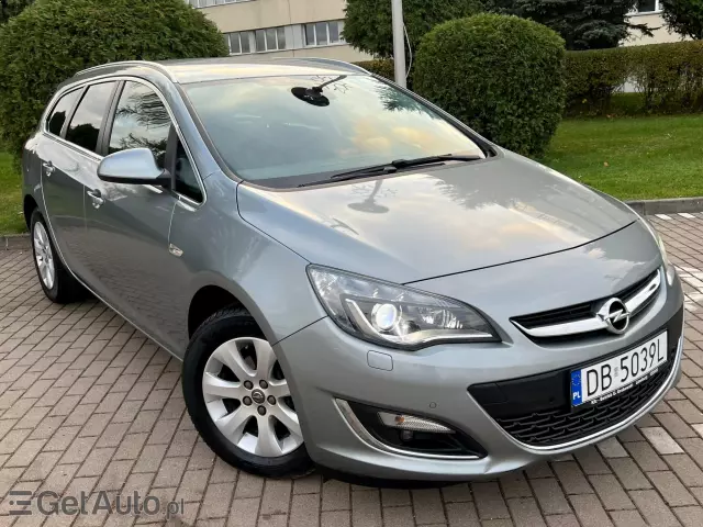 OPEL Astra Cosmo Aut.