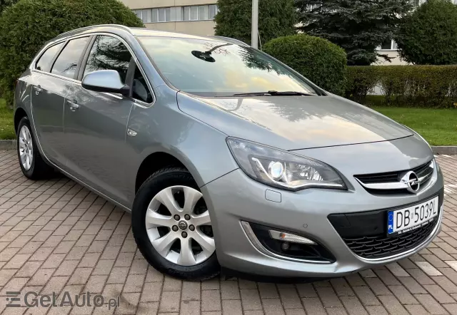 OPEL Astra Cosmo Aut.