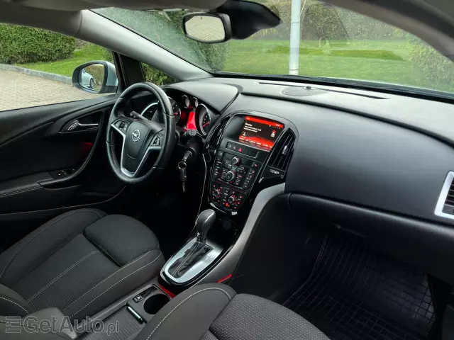 OPEL Astra Cosmo Aut.