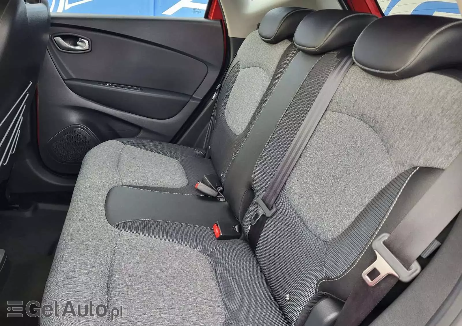 RENAULT Captur 1.2 Energy TCe Intens EDC