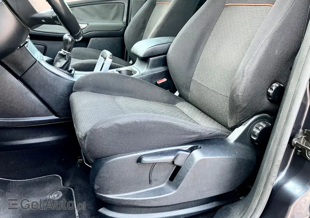 FORD S-Max 2.0 Titanium