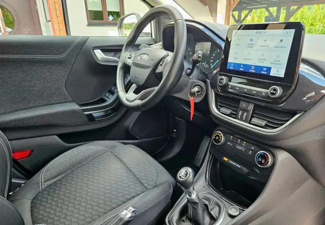 FORD Puma 1.0 EcoBoost Hybrid TITANIUM