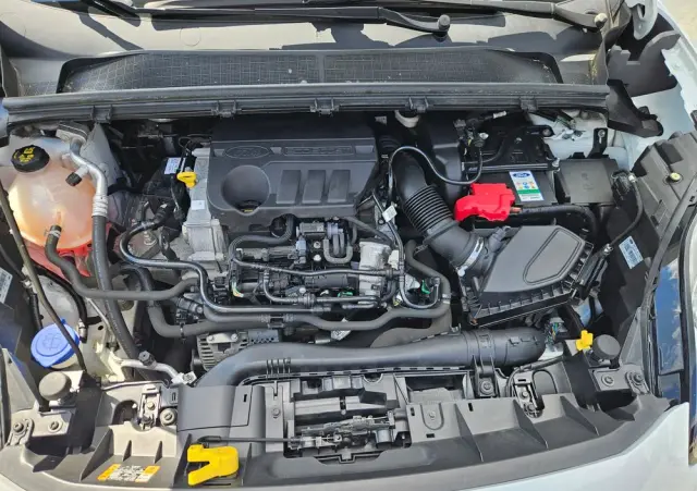 FORD Puma 1.0 EcoBoost Hybrid TITANIUM
