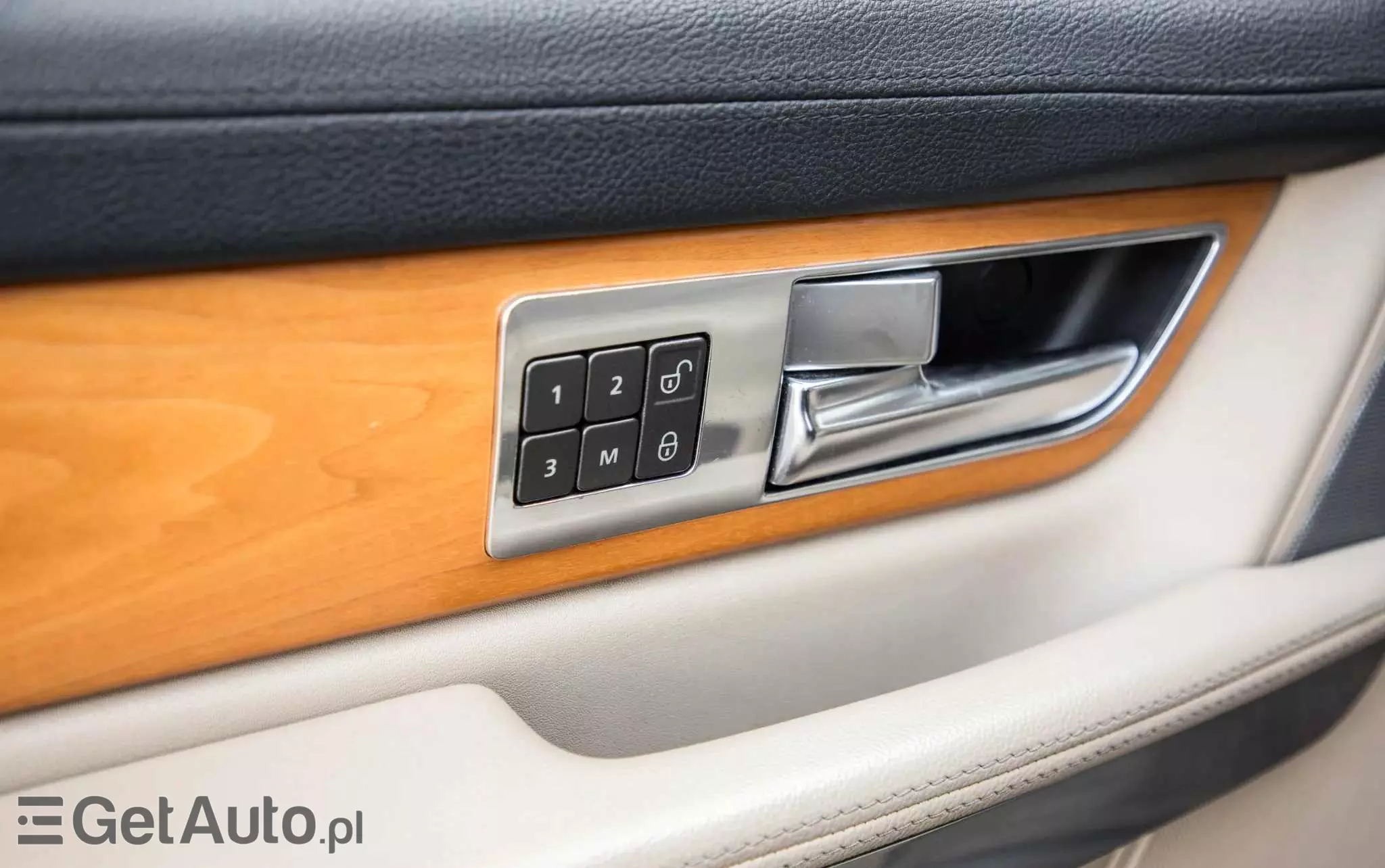 LAND ROVER Range Rover Sport S 3.0SD V6 HSE