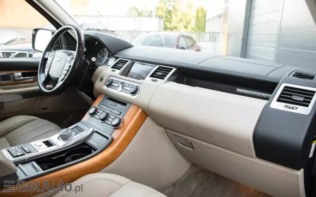 LAND ROVER Range Rover Sport S 3.0SD V6 HSE