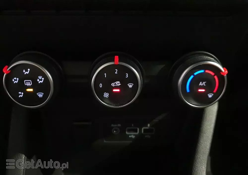 RENAULT Clio 1.0 TCe Zen