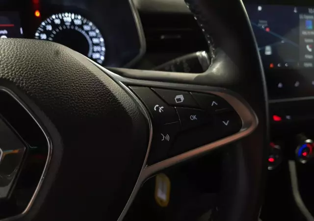 RENAULT Clio 1.0 TCe Zen