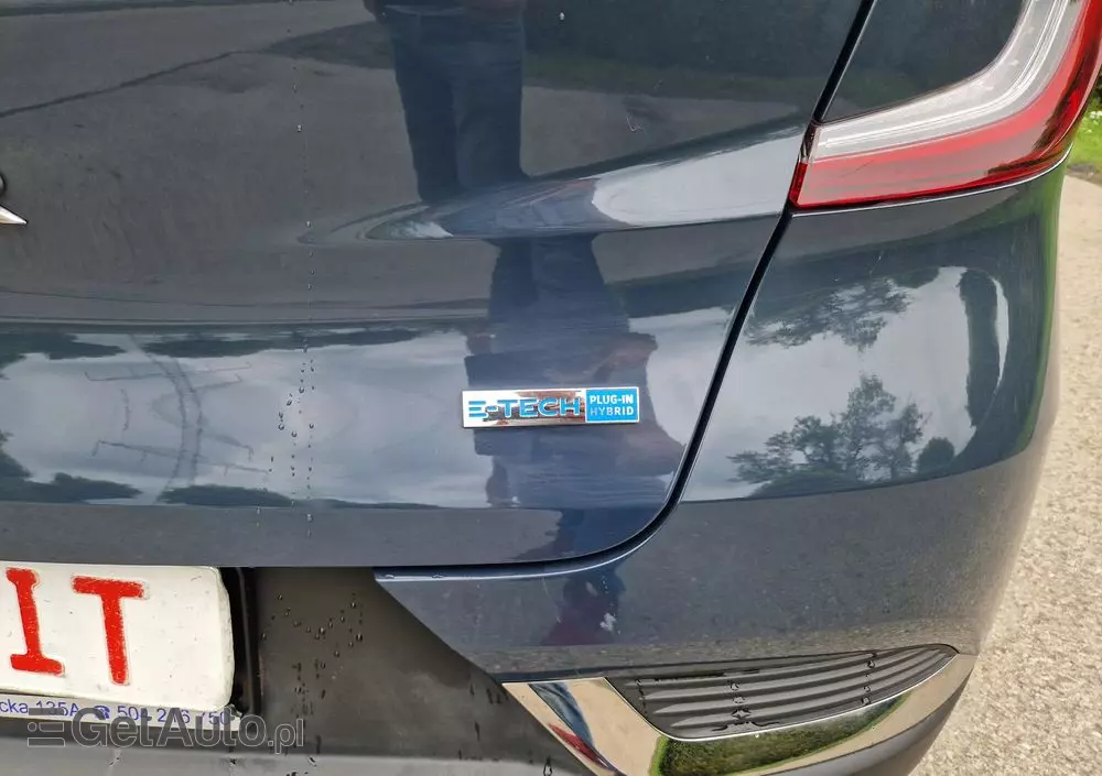 RENAULT Captur E-TECH PLUG-in 160 EDITION ONE