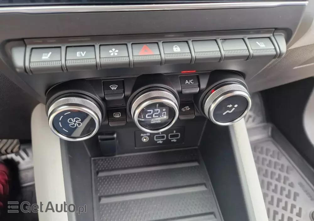 RENAULT Captur E-TECH PLUG-in 160 EDITION ONE