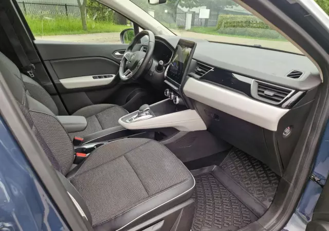 RENAULT Captur E-TECH PLUG-in 160 EDITION ONE