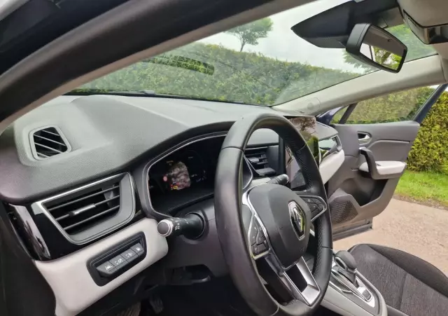 RENAULT Captur E-TECH PLUG-in 160 EDITION ONE