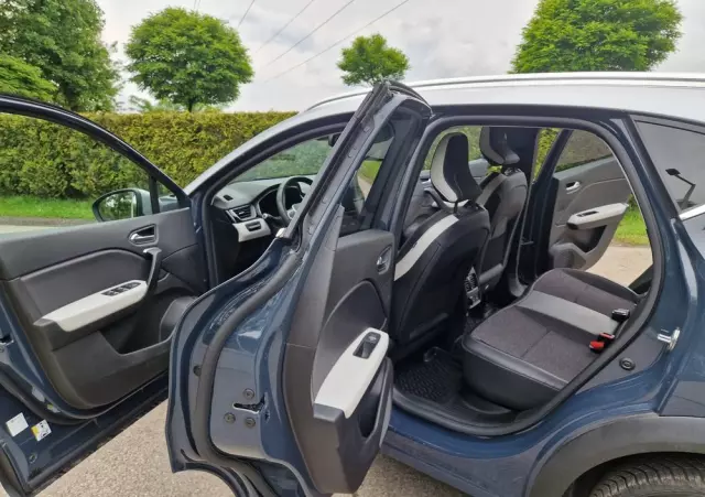 RENAULT Captur E-TECH PLUG-in 160 EDITION ONE