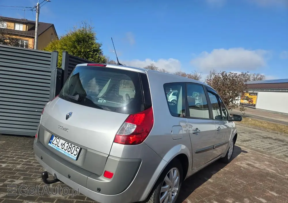 RENAULT Scenic 
