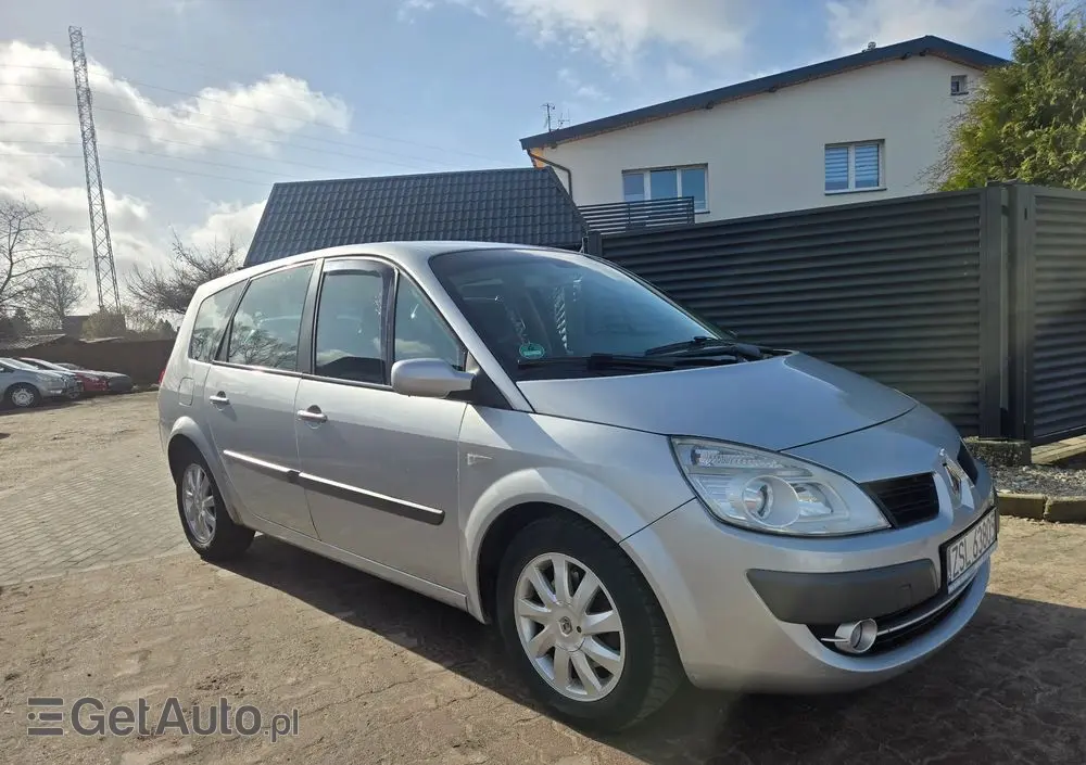 RENAULT Scenic 