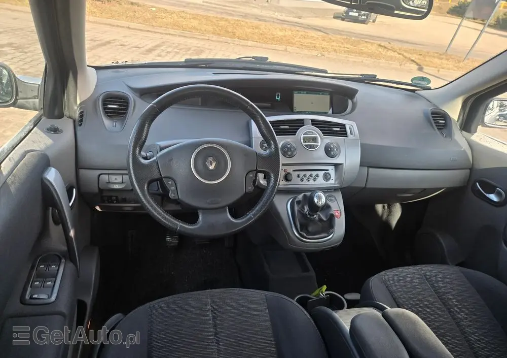 RENAULT Scenic 