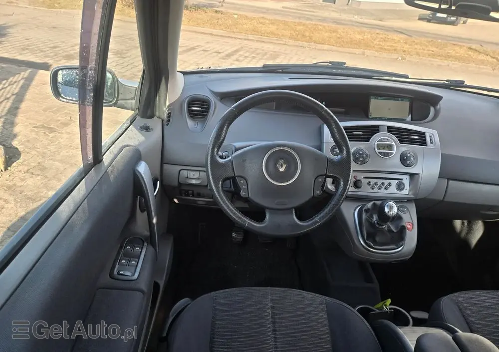 RENAULT Scenic 