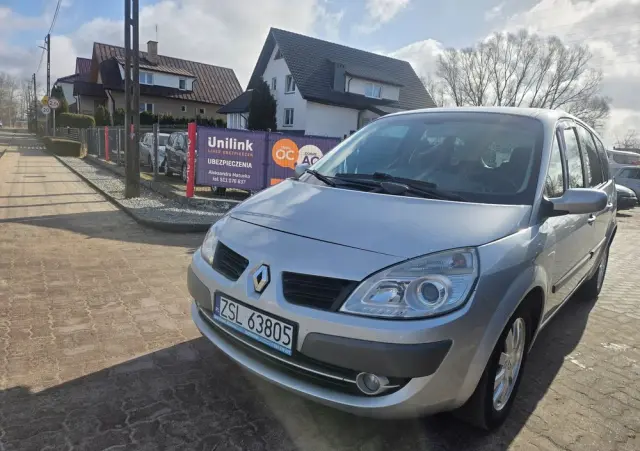 RENAULT Scenic 