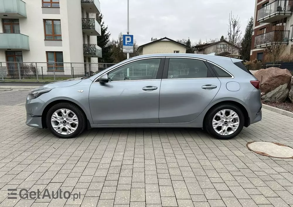 KIA Ceed 1.5 T-GDI M