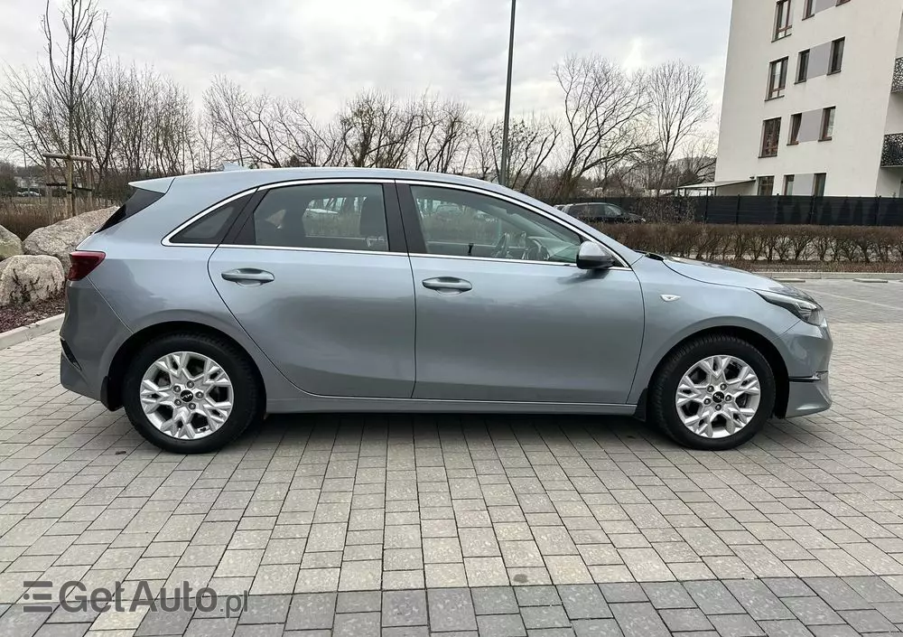KIA Ceed 1.5 T-GDI M