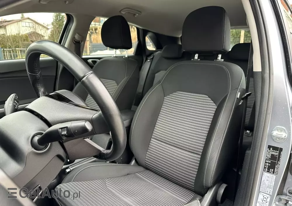 KIA Ceed 1.5 T-GDI M