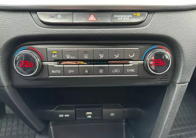 KIA Ceed 1.5 T-GDI M