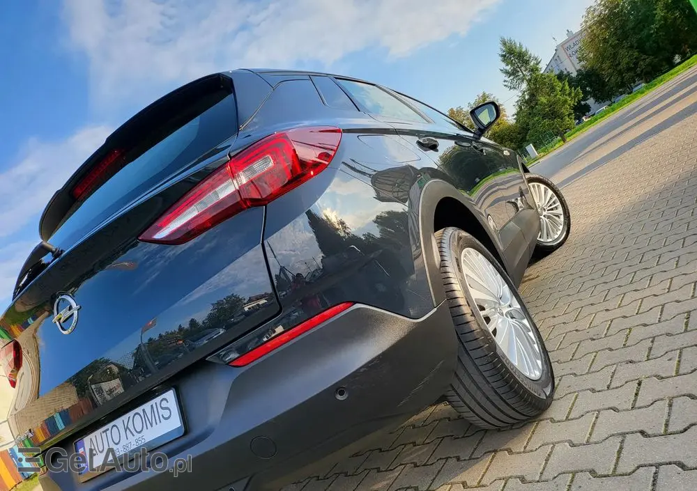 OPEL Grandland X 