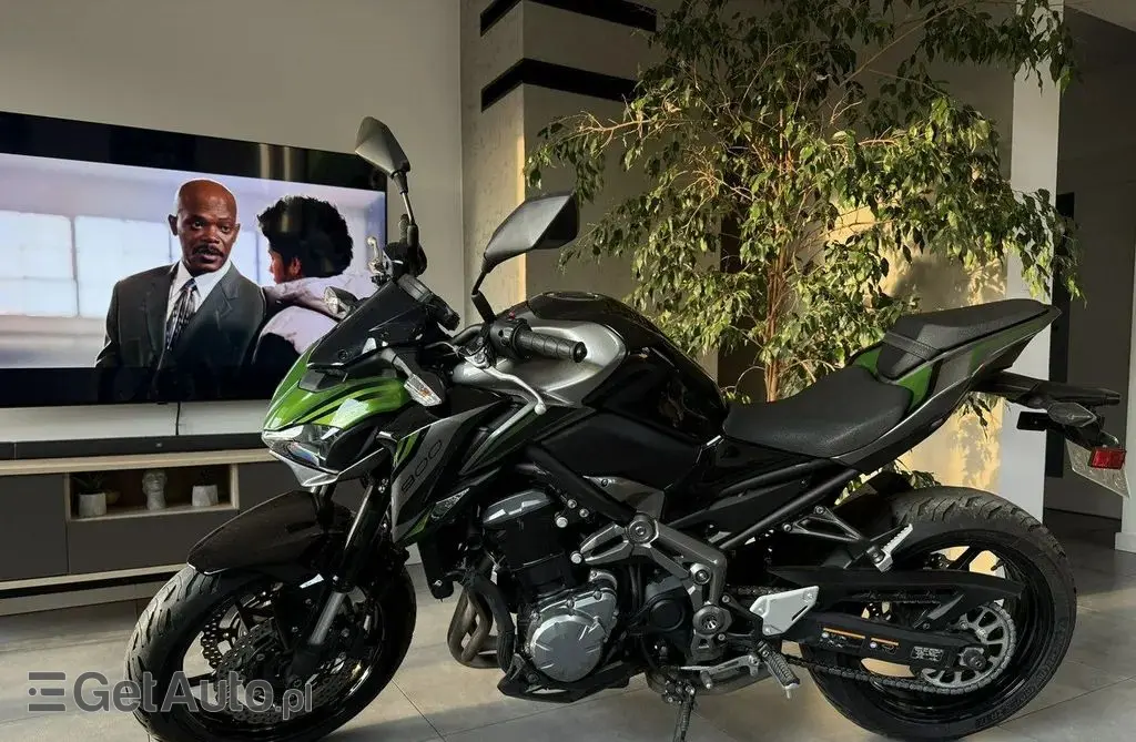KAWASAKI Z 900 